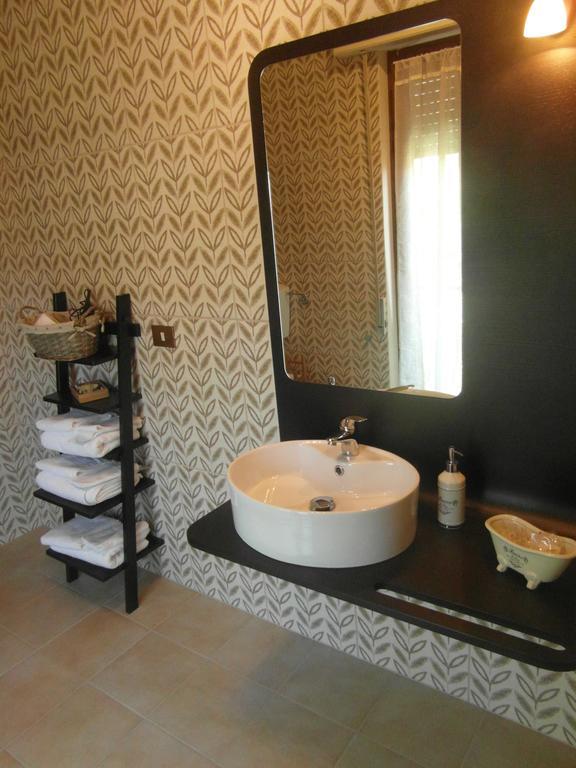 B&B In Villa Civitanova Marche Esterno foto