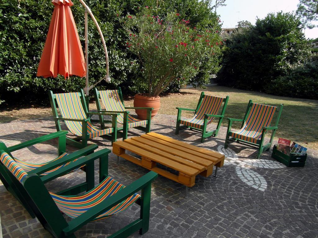 B&B In Villa Civitanova Marche Esterno foto