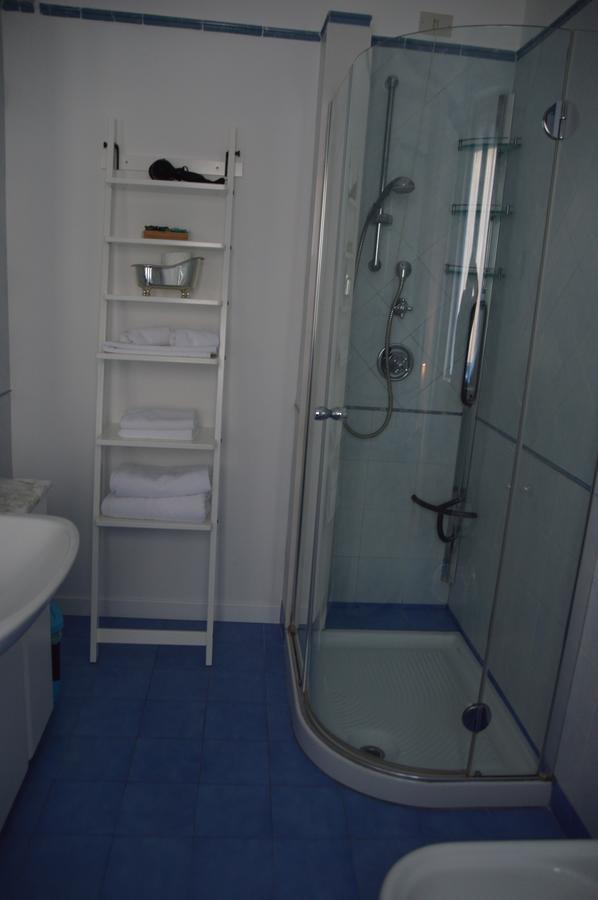 B&B In Villa Civitanova Marche Esterno foto
